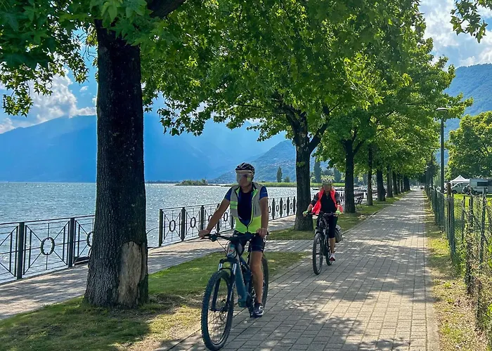 Chiesa San Giuseppe * グラヴェドーナ